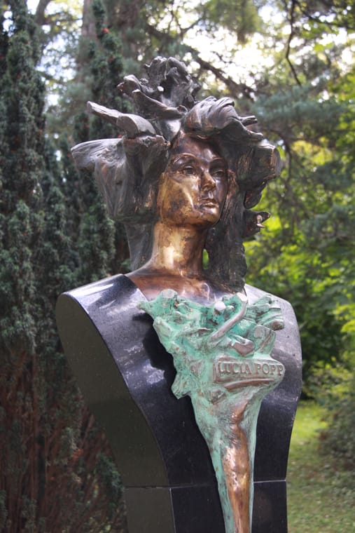 On AMADEUS campus the commemorative bust of Slovakian opera legend Lucia Popp